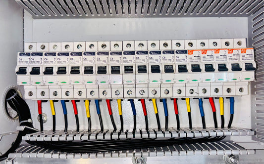 Tablero Eléctrico FORTIS 12 Bocas con Térmicas Incluidas